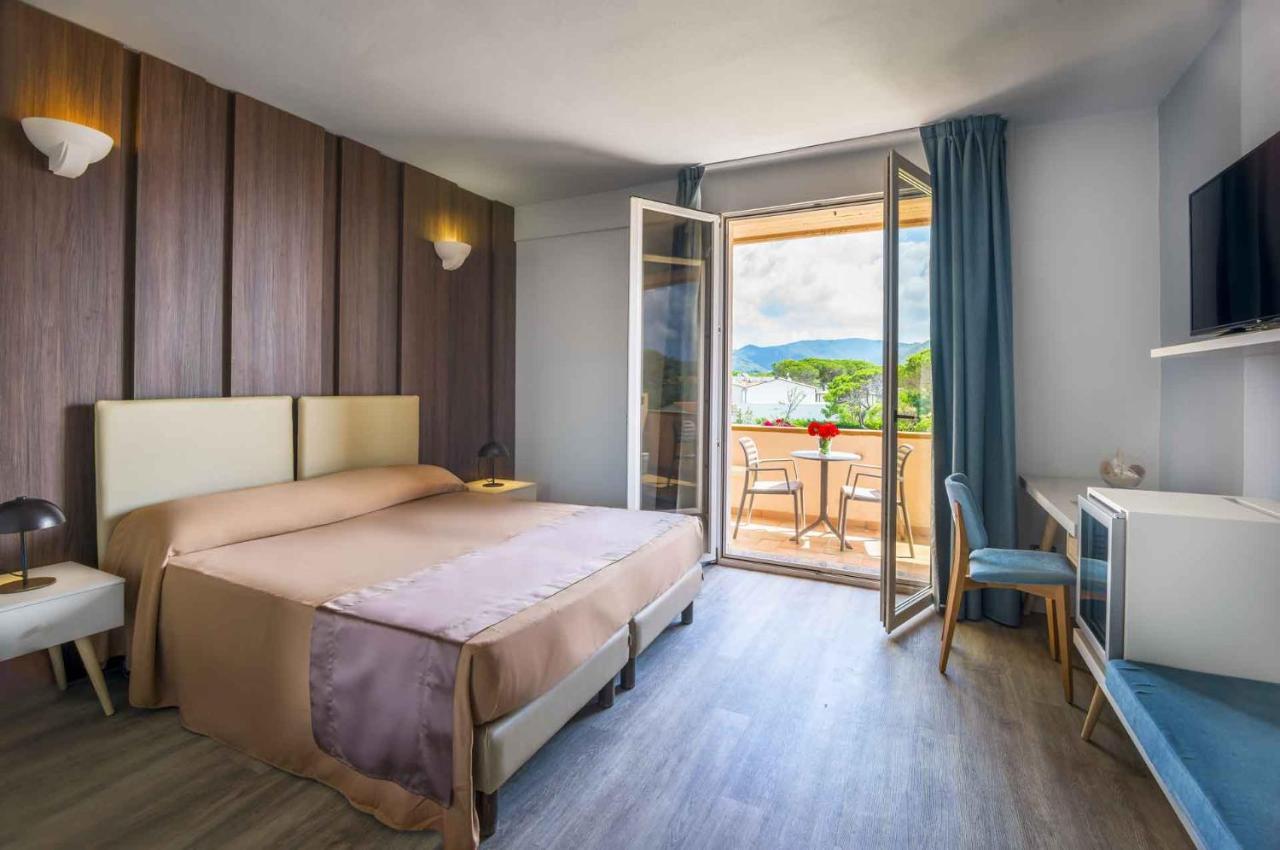 Hotel Riva Del Sole Marina di Campo Εξωτερικό φωτογραφία